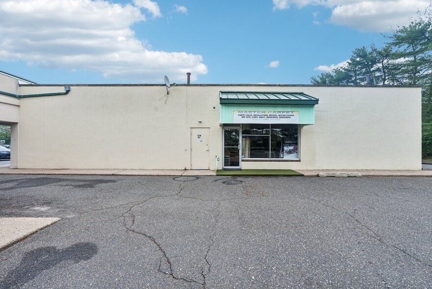 More Photos Of 320 Beverly Rancocas Rd, Willingboro Storefront For Sale