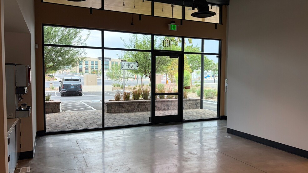 More Photos Of 8460 W Sunset Rd, Las Vegas Unknown For Lease