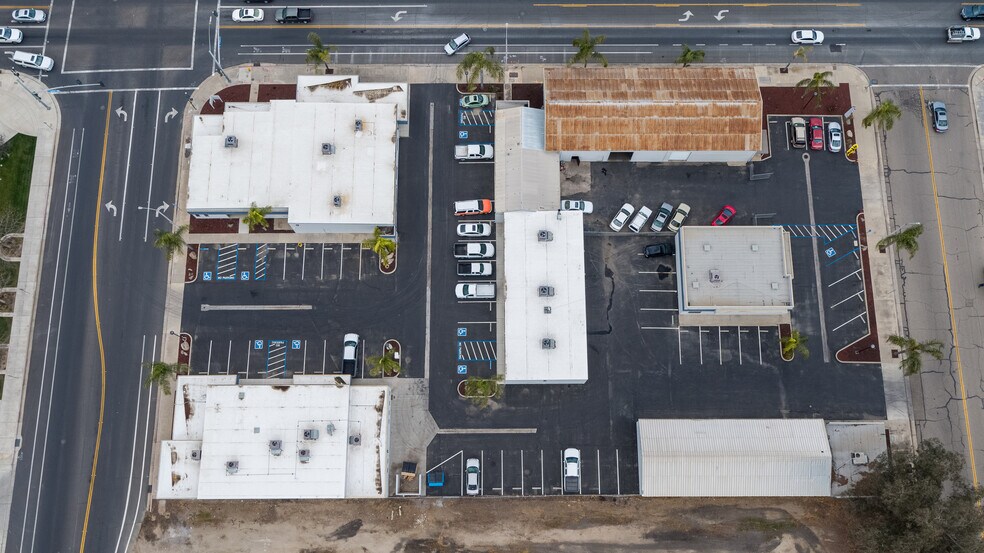 More Photos Of 415-419 E Cross Ave, Tulare Office For Lease