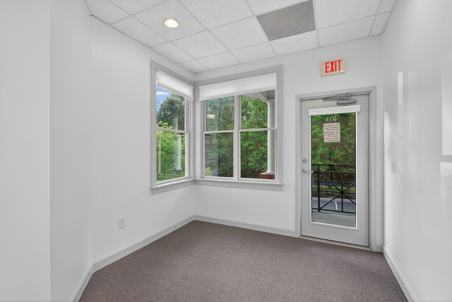 More Photos Of 1502 W NC Highway 54, Durham Office For Sale