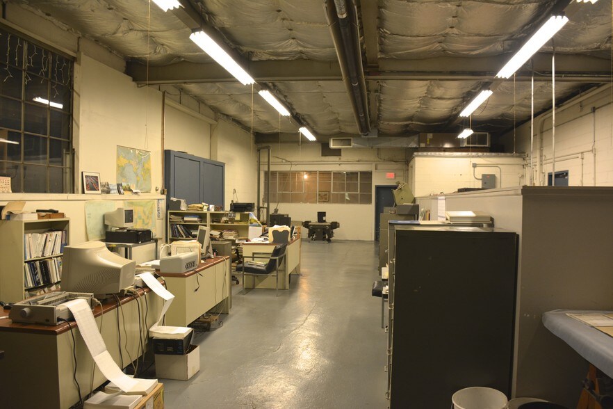 More Photos Of 63 Railroad Ave, Wallkill Warehouse For Lease