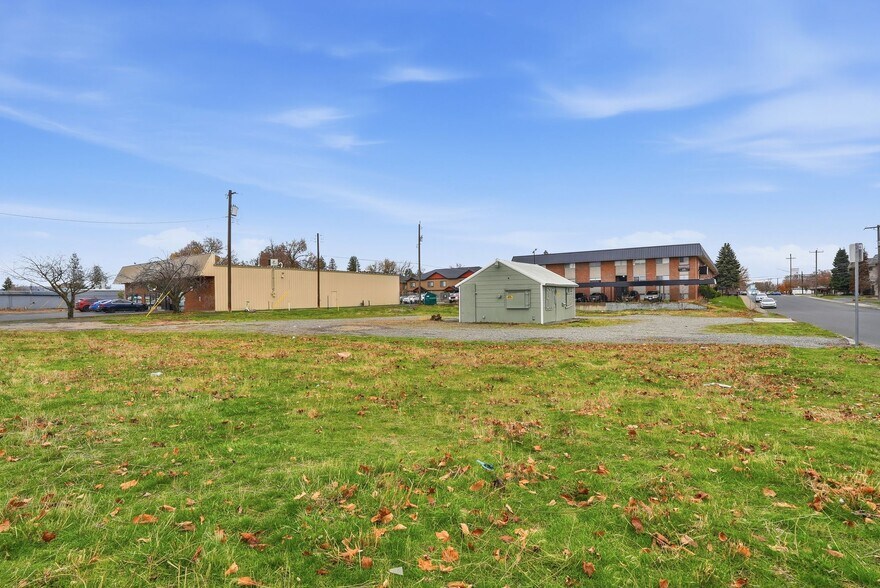 More Photos Of 6216-6228 N Lidgerwood St, Spokane Land For Sale