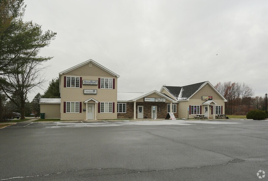 More Photos Of 2374 Route 9, Mechanicville Storefront Retail Office For Lease