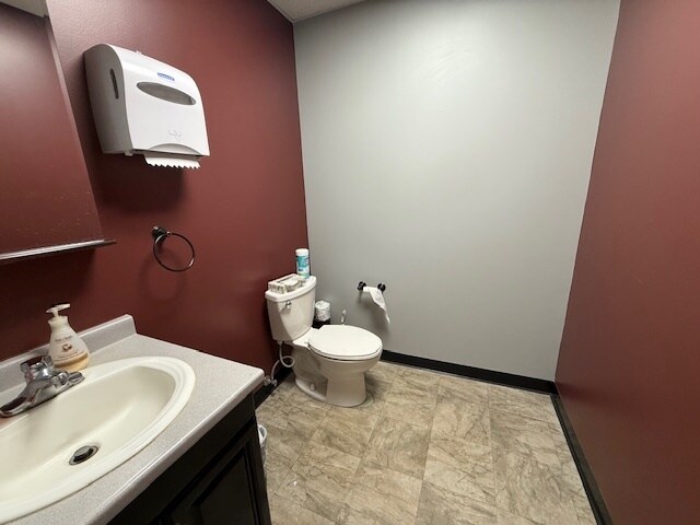 More Photos Of 15 Somerset Pl, Clifton Light Manufacturing For Lease