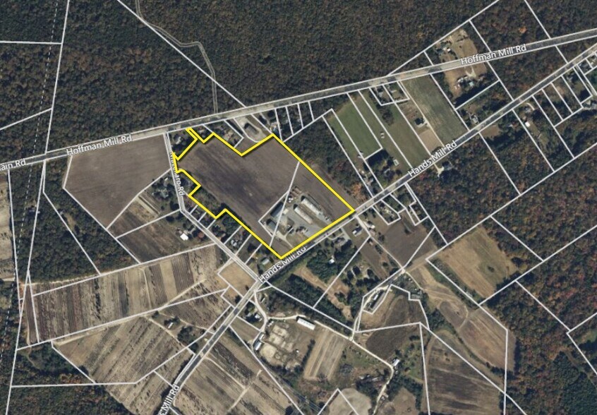 More Photos Of 346 Hands Mill Rd, Woodbine Storefront For Sale