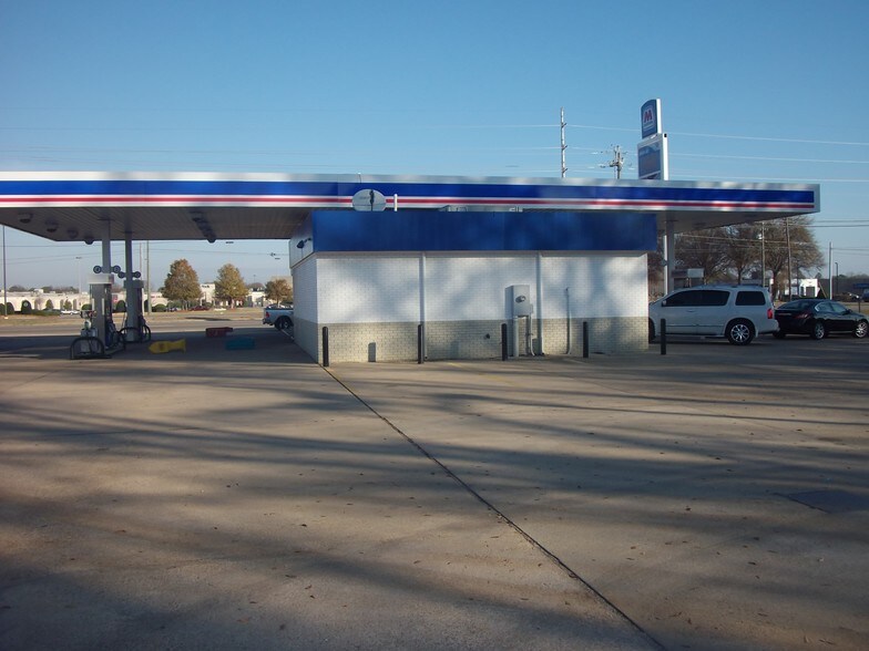 More Photos Of 5670 Atlanta Hwy, Montgomery Convenience Store For Lease