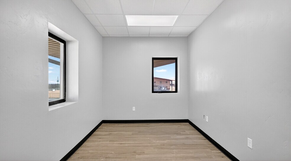 More Photos Of 16510 W Basin St, Odessa Warehouse For Sale