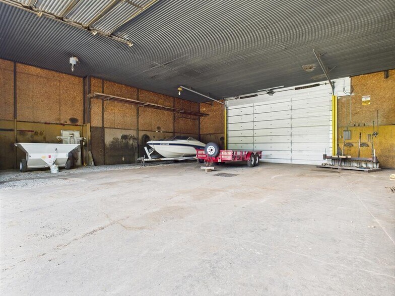 More Photos Of 40 Hebron Rd, Coudersport Warehouse For Sale