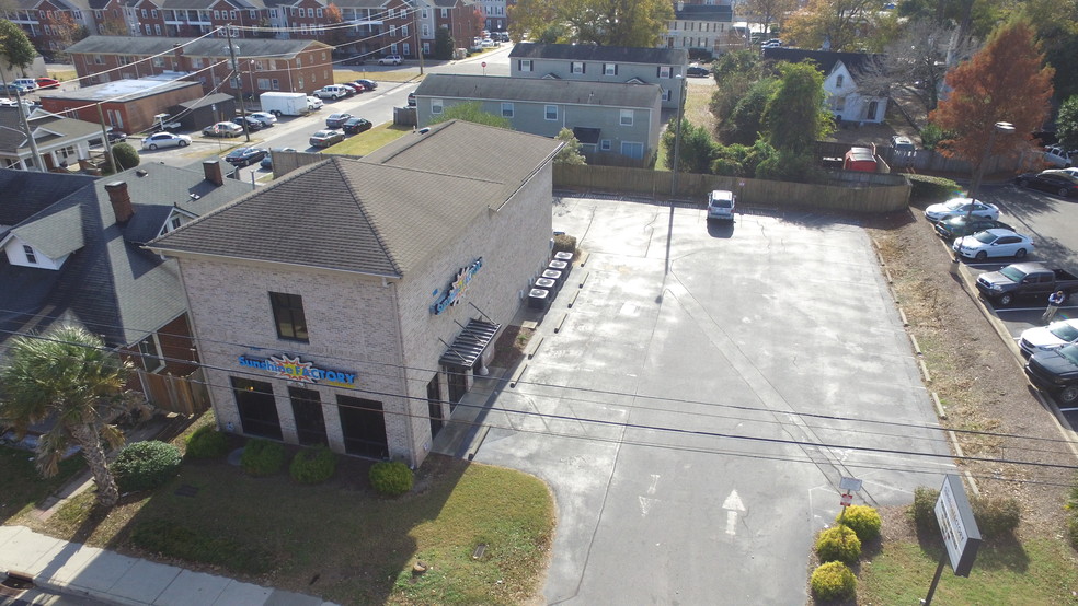 More Photos Of 506 E 10th St, Greenville Storefront Retail Office For Lease