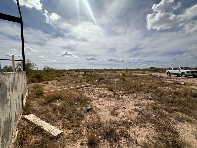 More Photos Of 9612 County Road 1315, Odessa Land For Sale