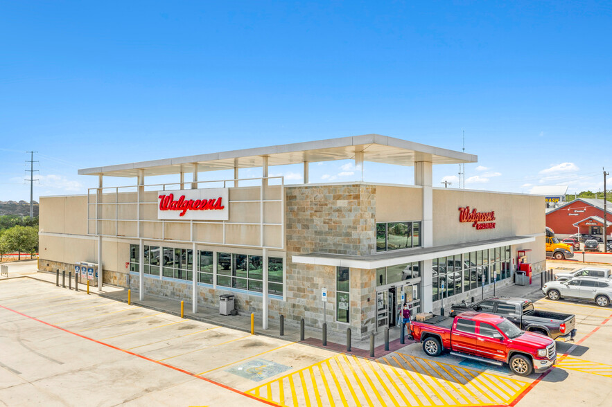 Primary Photo Of 26482 N US Highway 281, San Antonio Drugstore For Sale