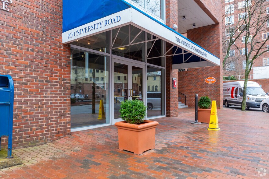 More Photos Of 20 University Rd, Cambridge Office For Lease