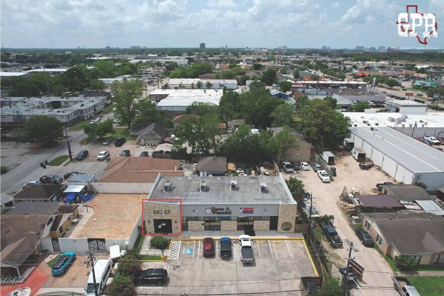 More Photos Of 6910 Chetwood Dr, Houston Medical For Lease