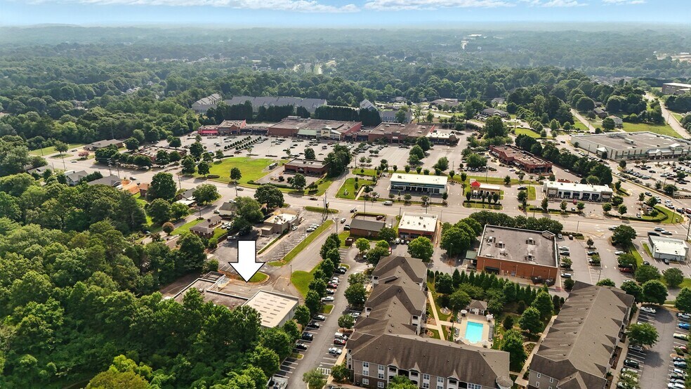 More Photos Of 2931 N Center St, Hickory Carwash For Sale