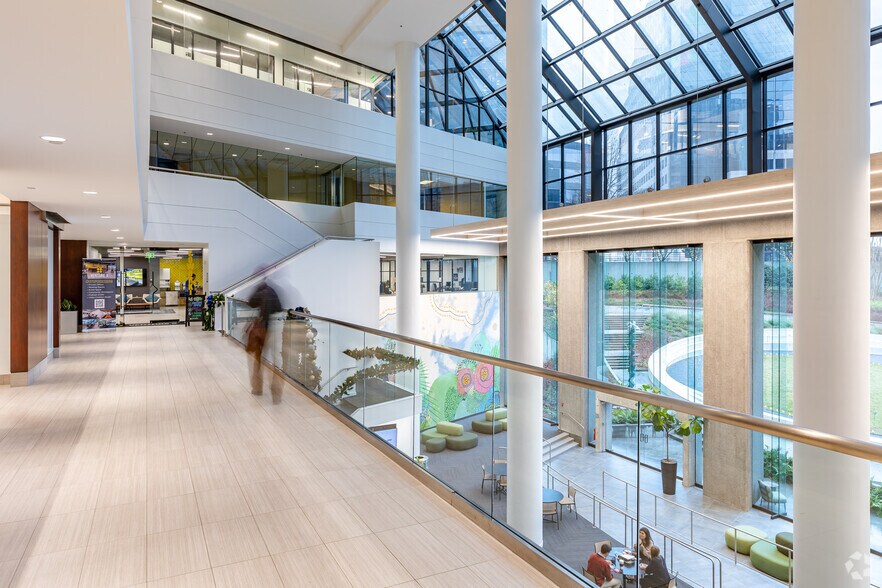 More Photos Of 3333 Peachtree Rd Ne, Atlanta Office For Lease