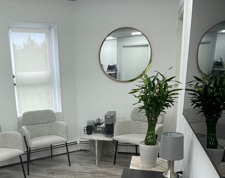 More Photos Of 1051 Beacon St, Brookline Medical For Sale