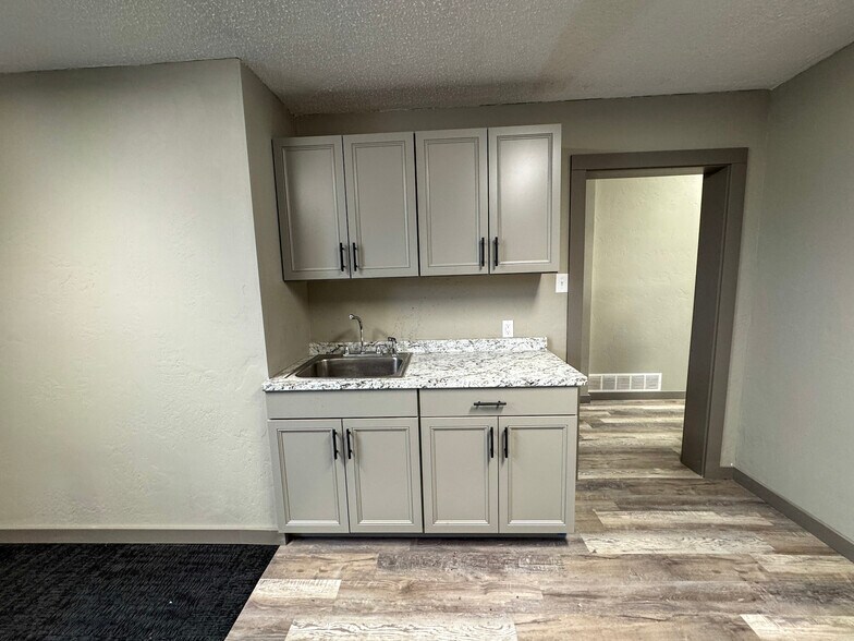 More Photos Of 302 Missouri Ave, Deer Lodge Freestanding For Sale