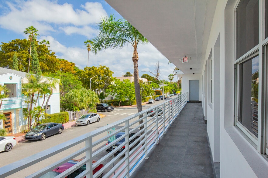 More Photos Of 1000 7th St, Miami Beach Apartments For Sale