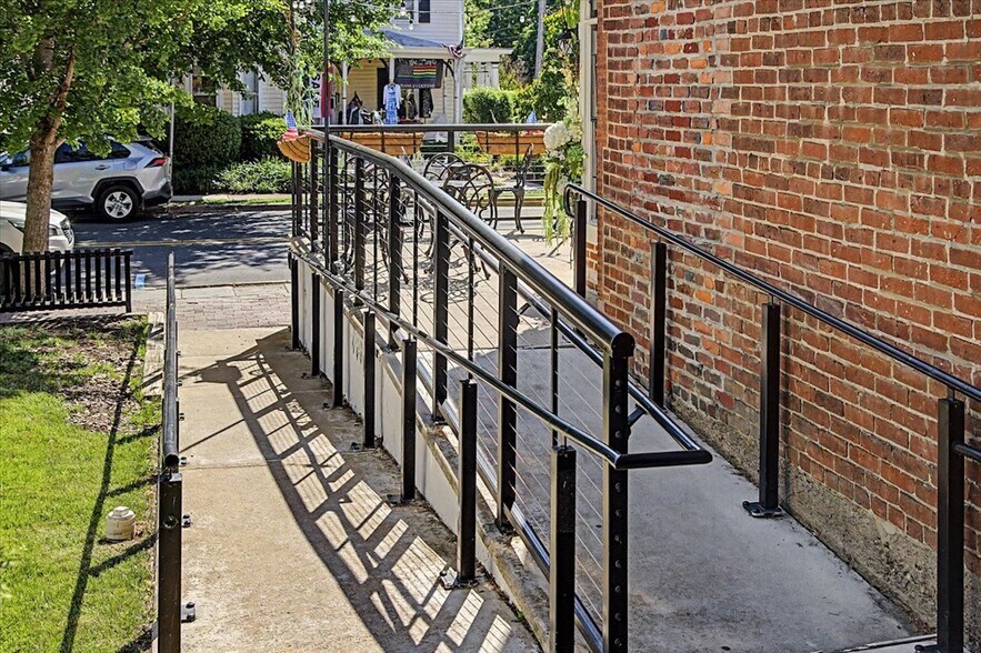 More Photos Of 41 N Main St, New Hope Restaurant For Sale