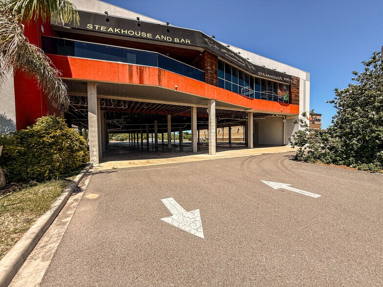 More Photos Of 5112 W Expressway 83, McAllen Bowling Alley For Sale