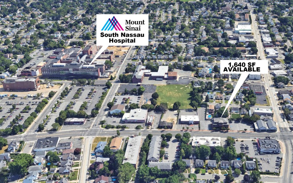 More Photos Of 556 Merrick Rd, Rockville Centre Medical For Lease