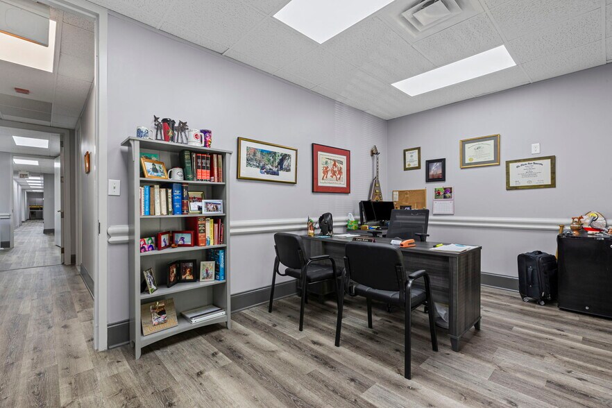 More Photos Of 1900 The Exchange SE, Atlanta Medical For Lease