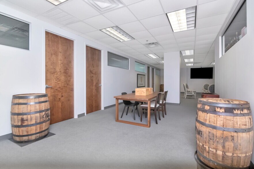 More Photos Of 1208 E Kennedy Blvd, Tampa Apartments For Sale
