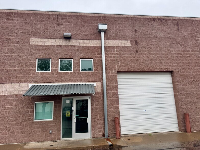 More Photos Of 1075 Ford St, Colorado Springs Warehouse For Lease