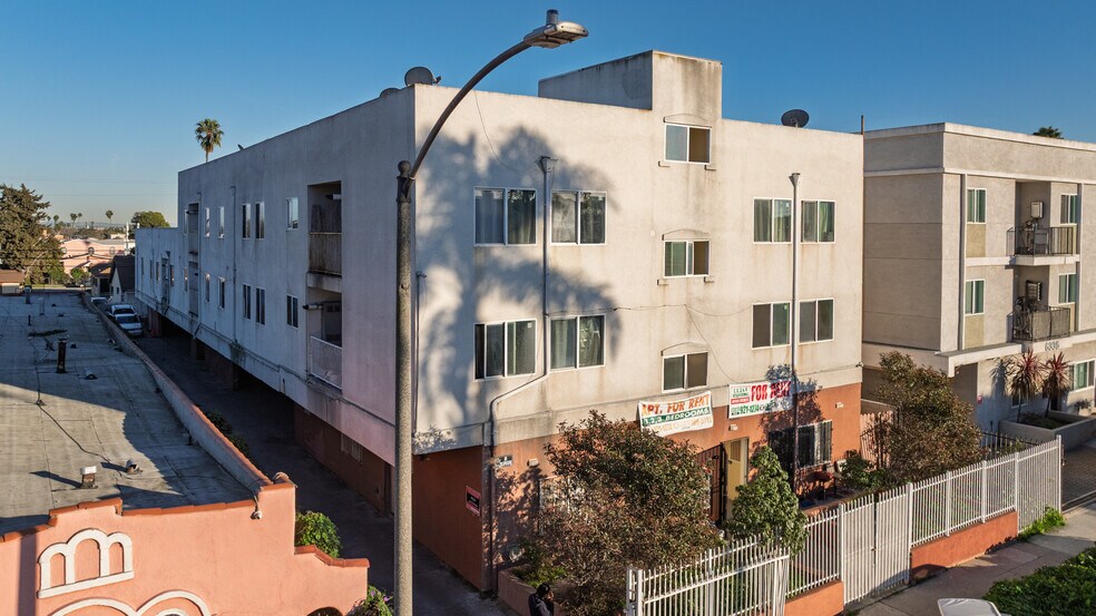 More Photos Of 6332 Brynhurst Ave, Los Angeles Apartments For Sale
