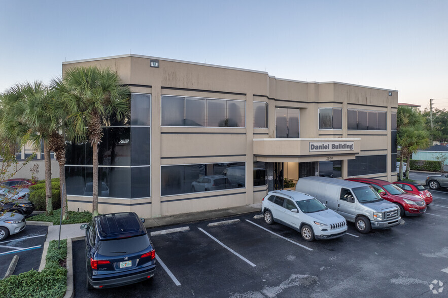 Primary Photo Of 2111 Glenwood Dr, Winter Park Medical For Lease