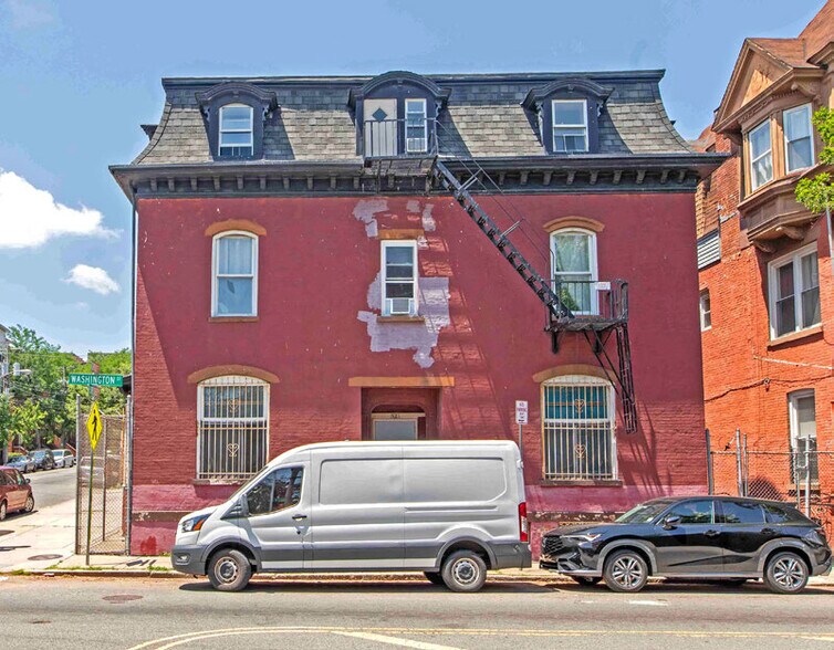 More Photos Of 521-523 Washington St, Newark Apartments For Sale