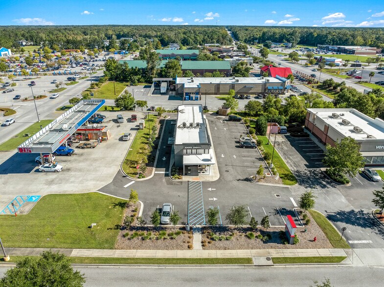 More Photos Of 413 Drive in Ln, Moncks Corner Storefront Retail Office For Lease