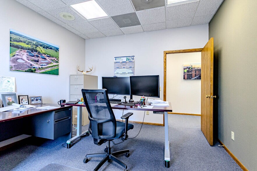 More Photos Of 3205 Terrace Ct, Wausau Office For Sale