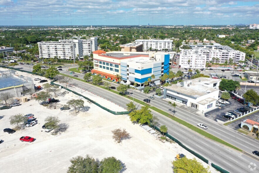 More Photos Of 909 NE 163rd St, North Miami Beach Medical For Sale