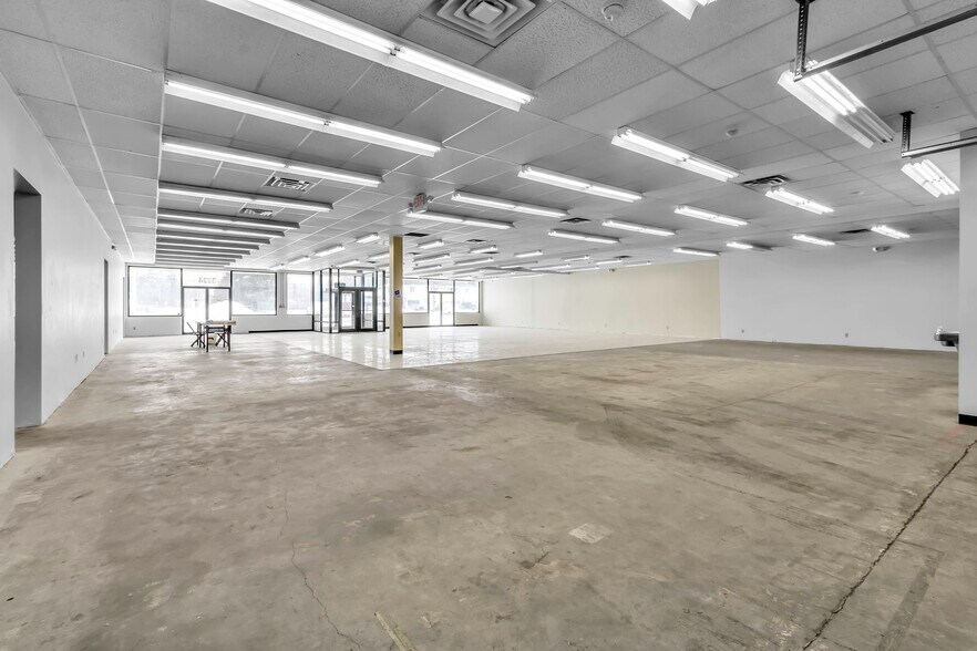 More Photos Of 3218 Transit Rd, West Seneca Storefront Retail Office For Lease