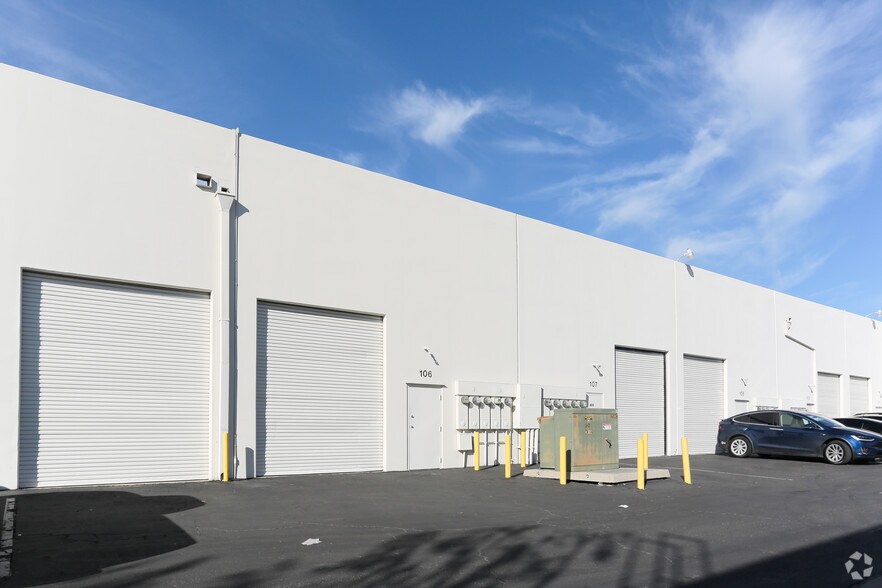 More Photos Of 1240 N Van Buren St, Anaheim Research And Development For Lease