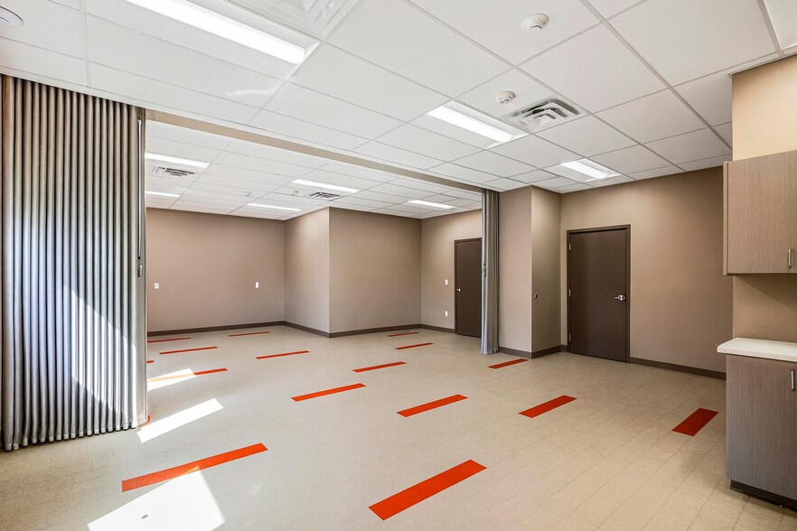 More Photos Of 27511 Interstate 10, Boerne Office For Lease