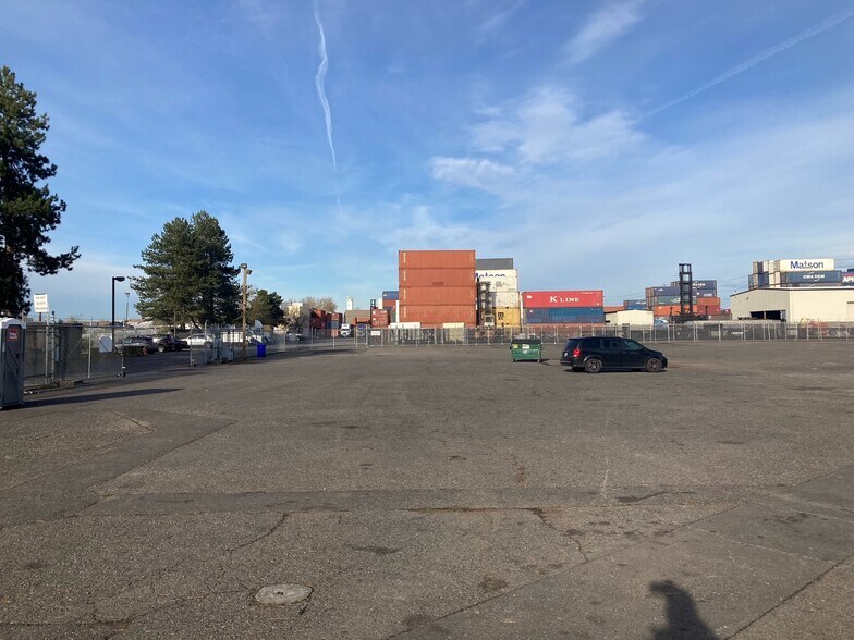 More Photos Of 9619 N Rivergate Blvd, Portland Land For Sale