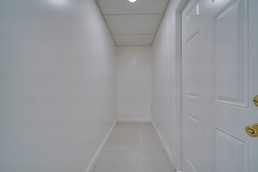 More Photos Of 1225 NE 162nd St, North Miami Beach Medical For Lease