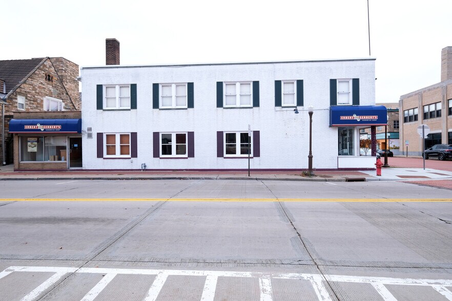 More Photos Of 329 4th St, Wausau Storefront Retail Residential For Sale