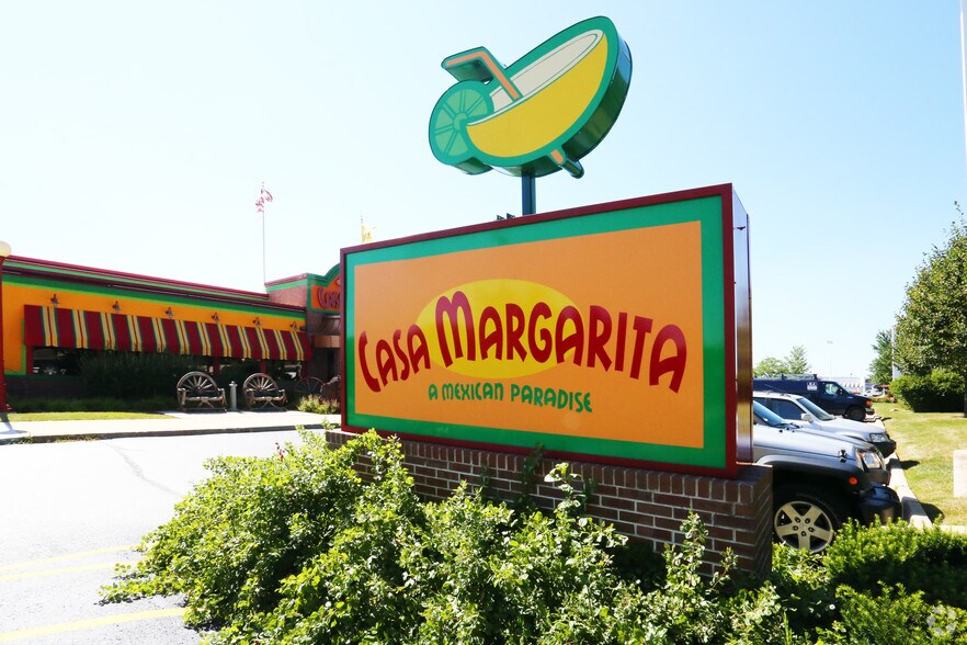 More Photos Of 145 Weber Rd S, Bolingbrook Restaurant For Sale