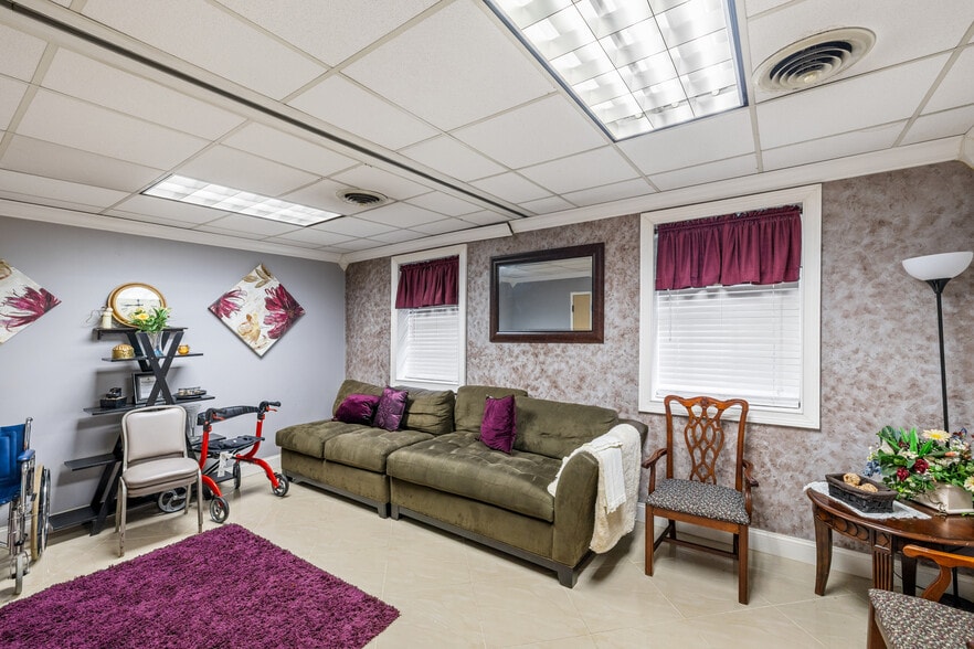 More Photos Of 4239 Flat Shoals Pky, Decatur Religious Facility For Sale