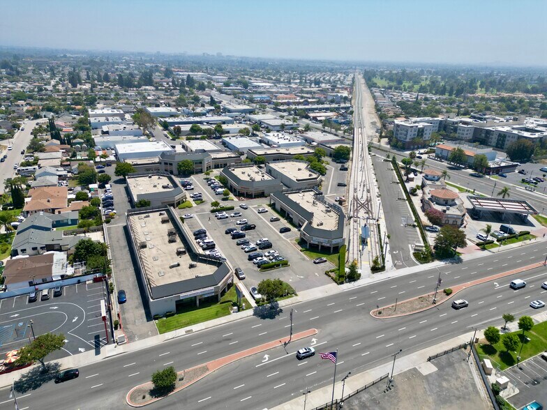 More Photos Of 13902 Harbor Blvd, Garden Grove Warehouse For Sale