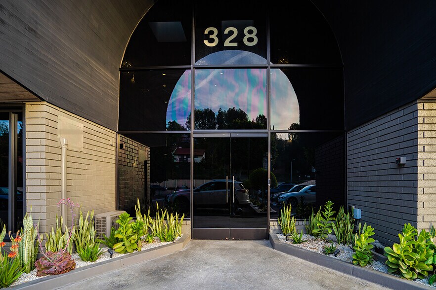 More Photos Of 328 S Atlantic Blvd, Monterey Park Office For Lease