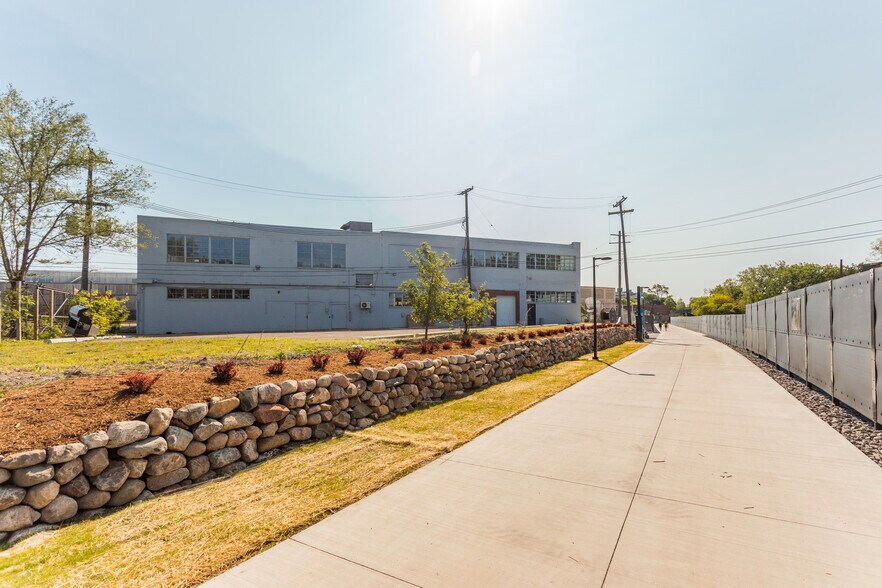 More Photos Of 1401-1413 Vermont St, Detroit Loft Creative Space For Lease