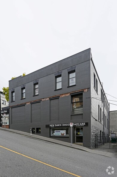 More Photos Of 552 Columbia St, New Westminster Storefront Retail Office For Lease