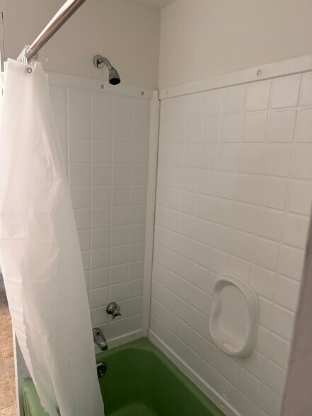 More Photos Of 430 Isaac Budd Rd, Southampton Land For Sale