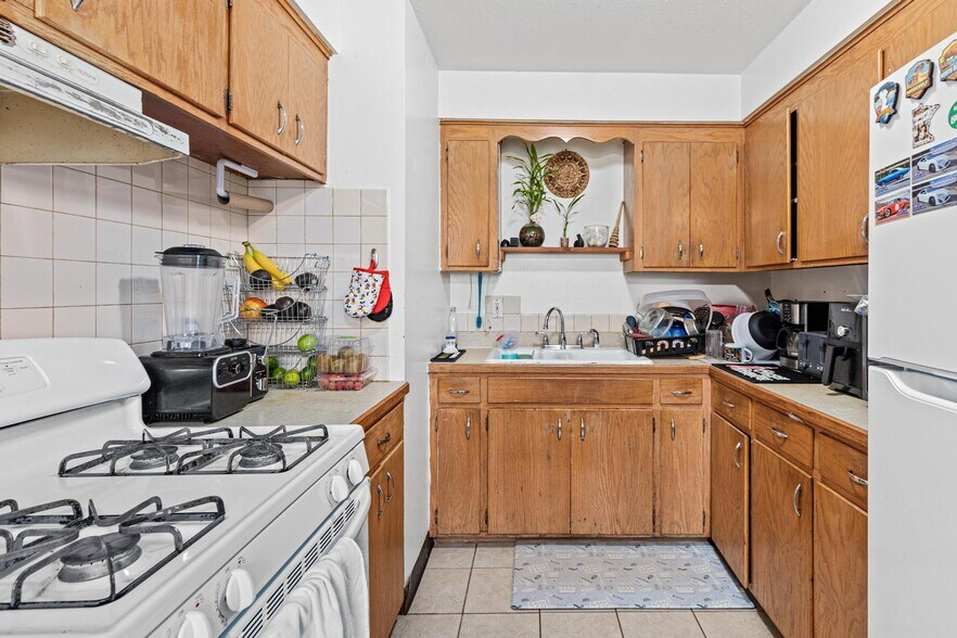 More Photos Of 4220 4th St NE, Columbia Heights Apartments For Sale