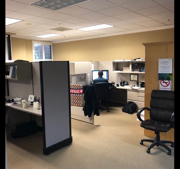 More Photos Of 1322 Blue Oaks Blvd, Roseville Office For Lease