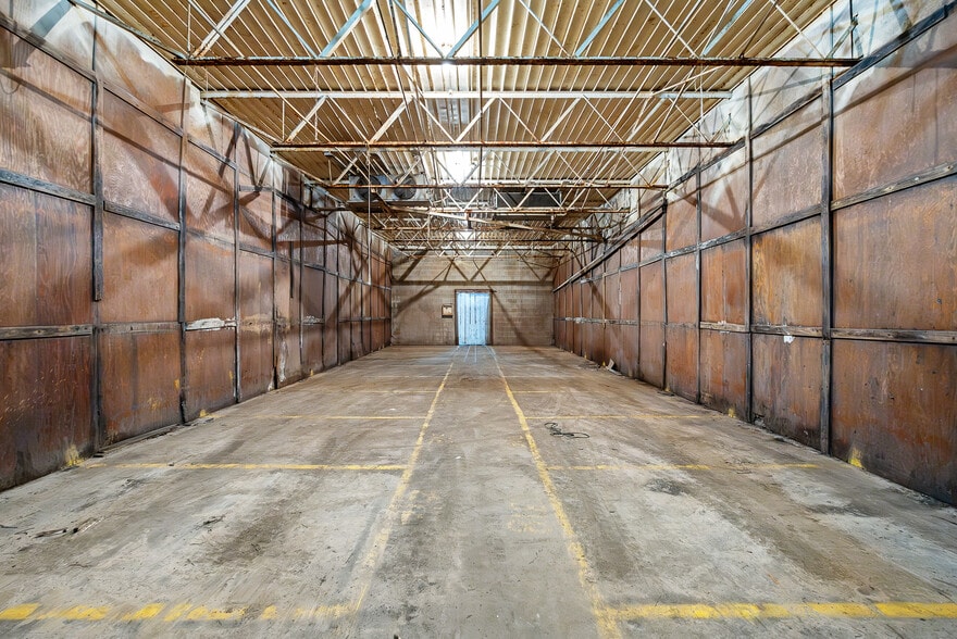 More Photos Of 17905 US Highway 69 N, Lindale Refrigeration Cold Storage For Sale